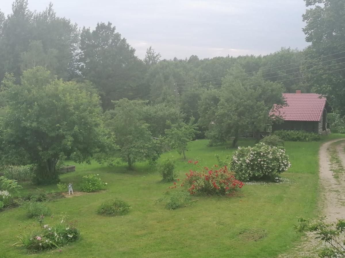 Апартаменти Country House Podini Malpils Екстер'єр фото